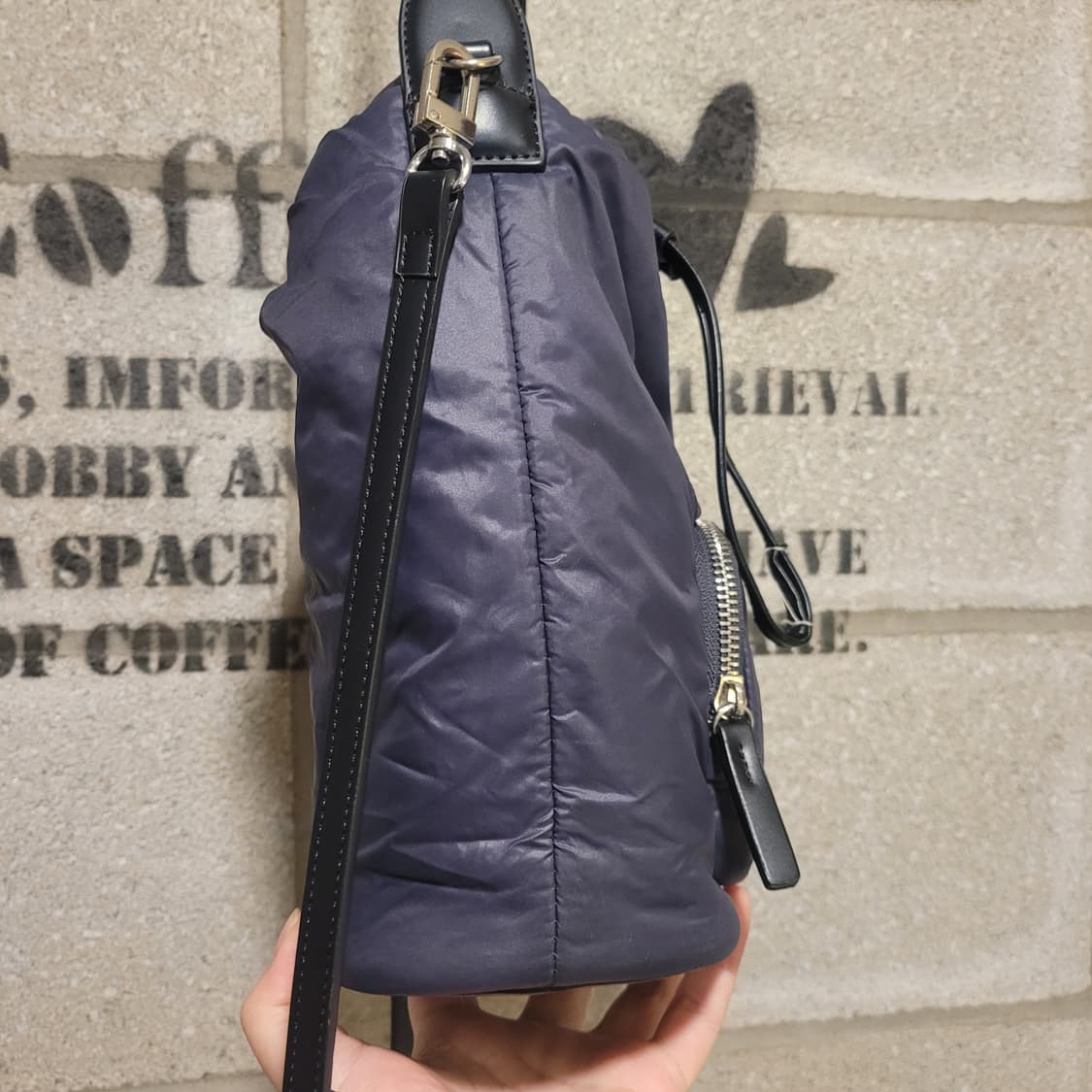 구호 패딩 복조리백 상품이미지5