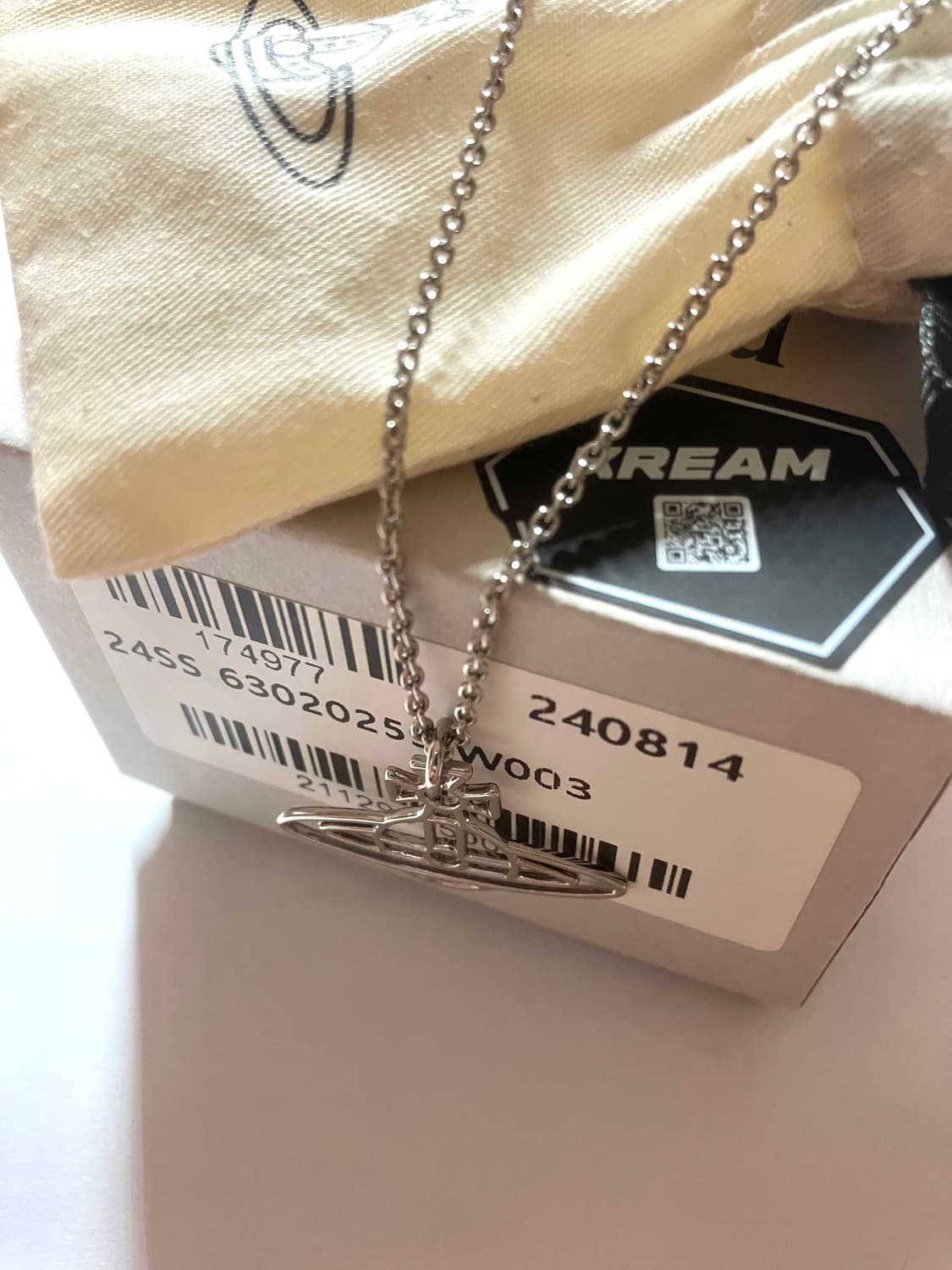 비비안웨스트우드 목걸이  상품이미지2