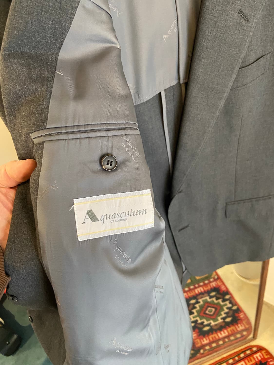 아쿠아커스텀 회색 남성 정장 자켓 상품이미지4