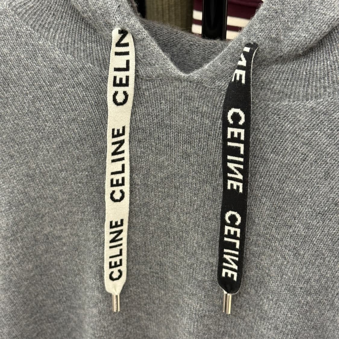 [리오브전포점] 셀린느 캐시미어 스트링 로고 후드 상품이미지4