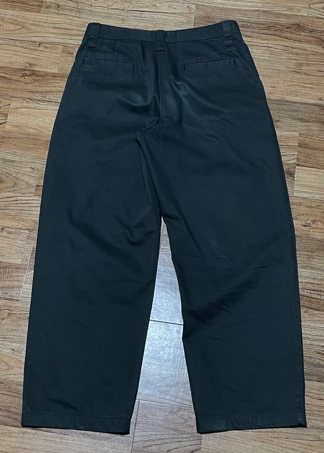 유니클로 U 와이드 치노 팬츠 그레이 상품이미지2