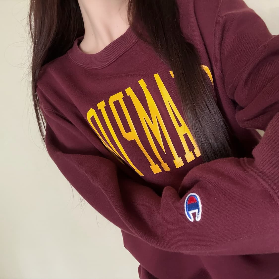 챔피온 버건디 옐로우 맨투맨 상품이미지1