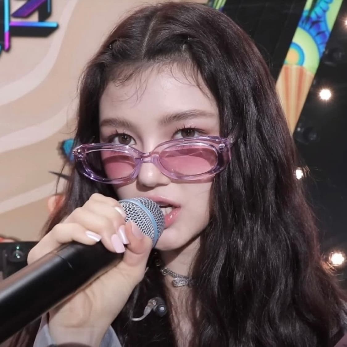 젠틀몬스터 오토 vc5 뉴진스 다니엘 착용 상품이미지4