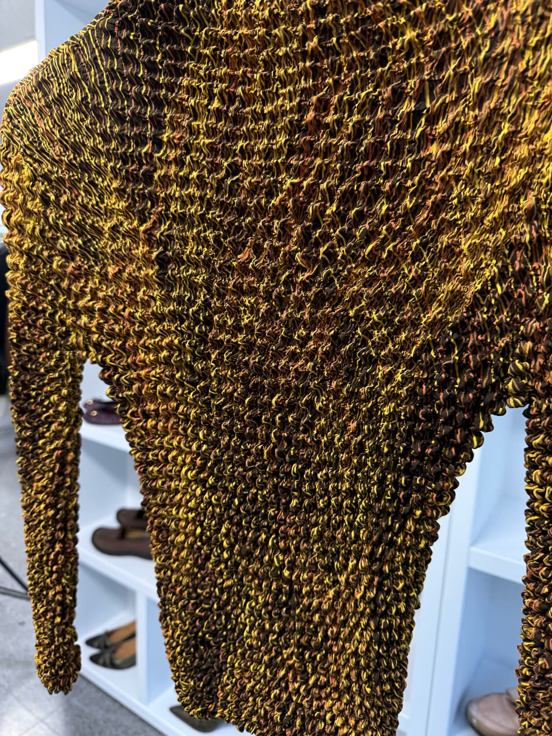 blouse salon 팝콘 플리츠 탑 상품이미지4