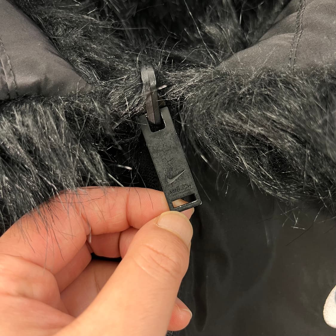 100 나이키 x 앰부쉬 리버시블 포우퍼 코트 블랙 상품이미지6