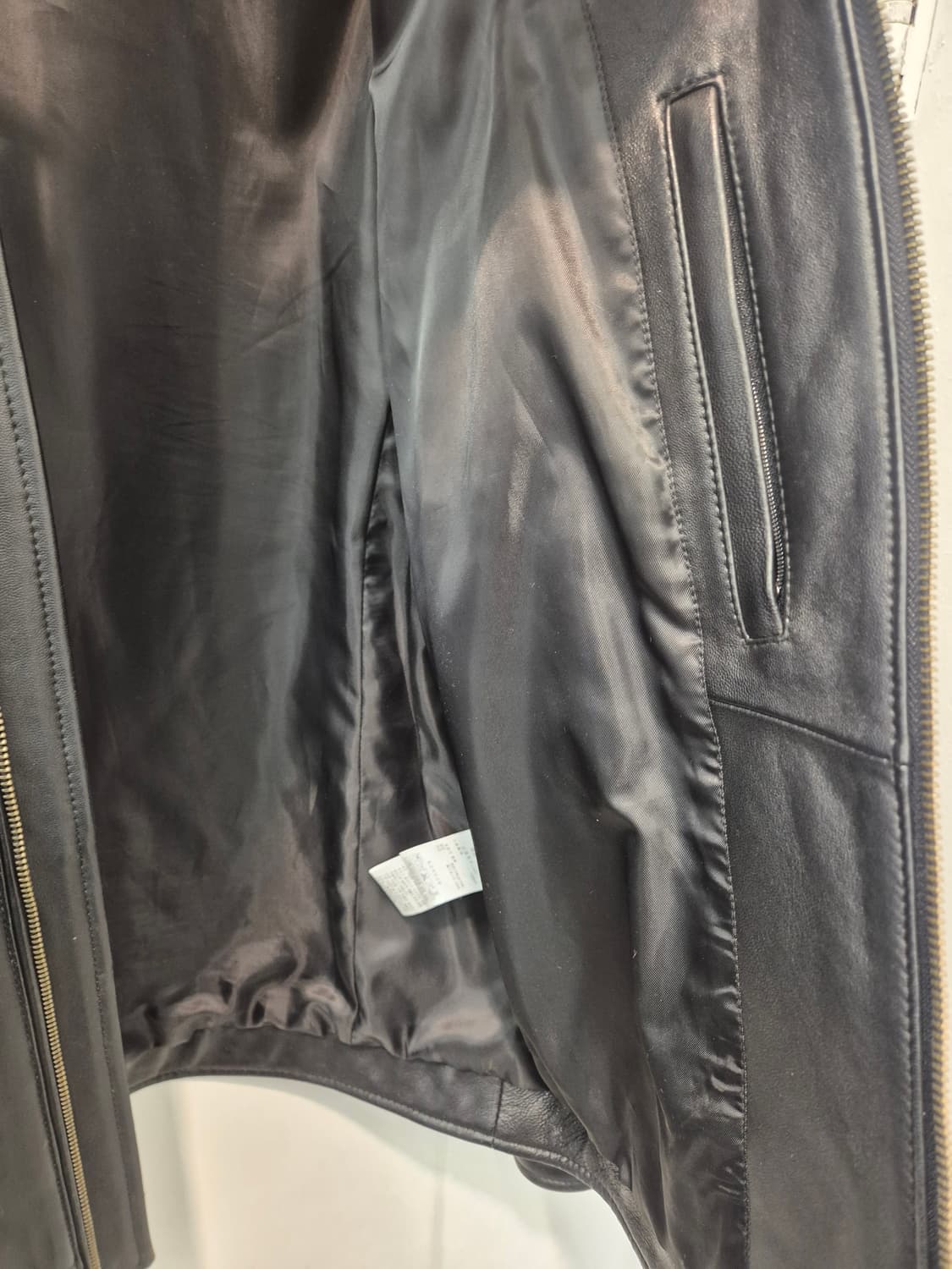 오야니 뉴욕 남성 가죽 자켓  100
- 상품이미지5