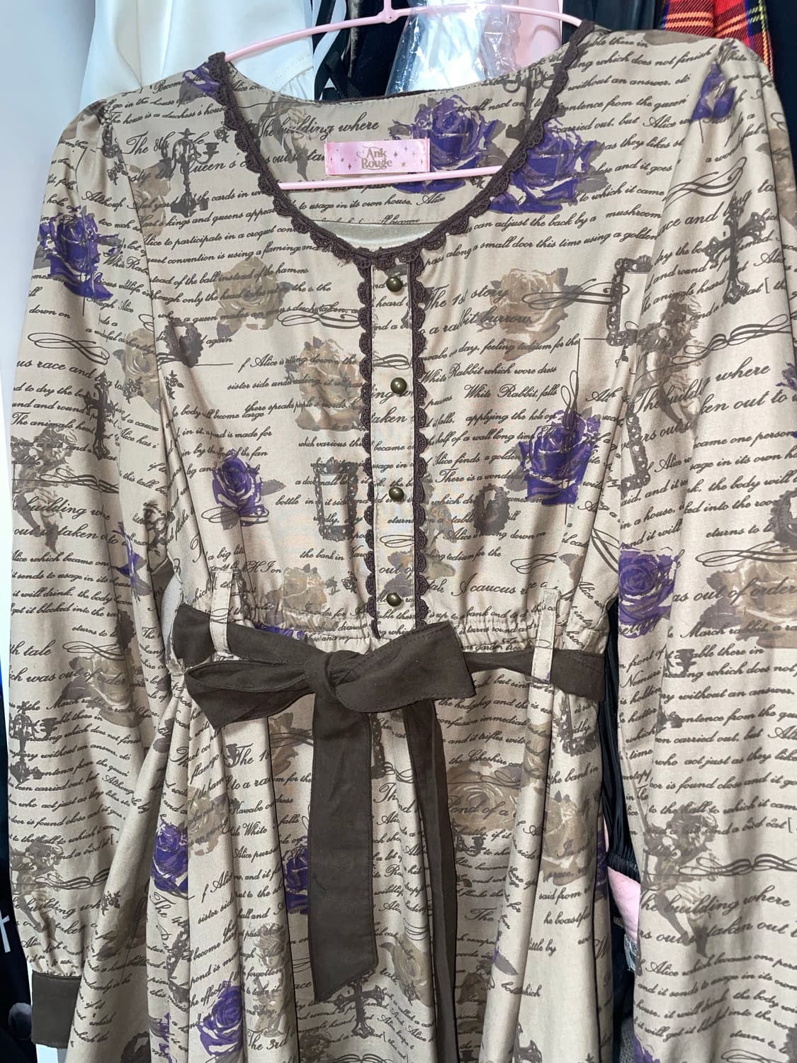 Ank rouge 앙크루즈 레터링 엔틱원피스 라떼갸루 상품이미지3