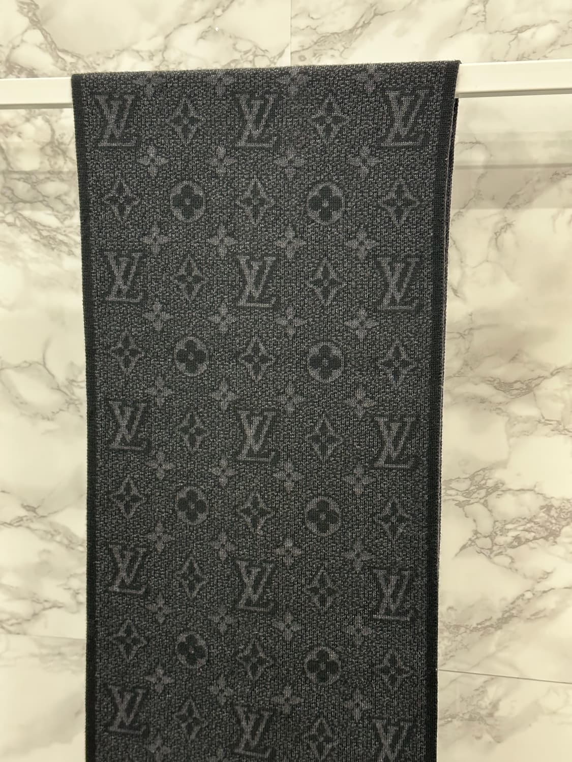 루이비통 마이 이클립스 머플러 상품이미지4