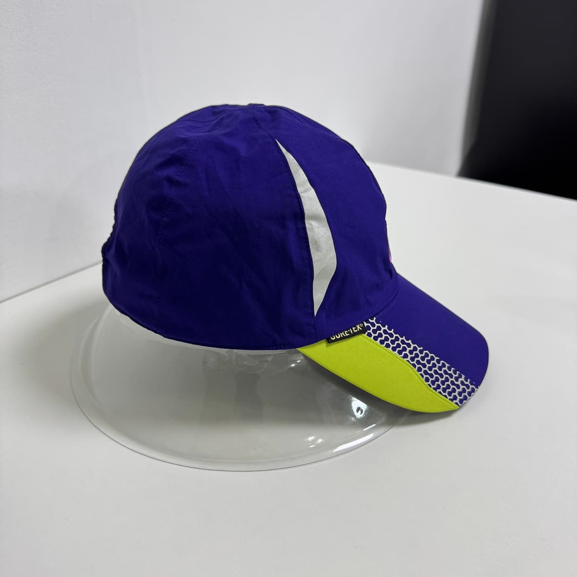 아식스 고어텍스 스피드 런닝캡 상품이미지2