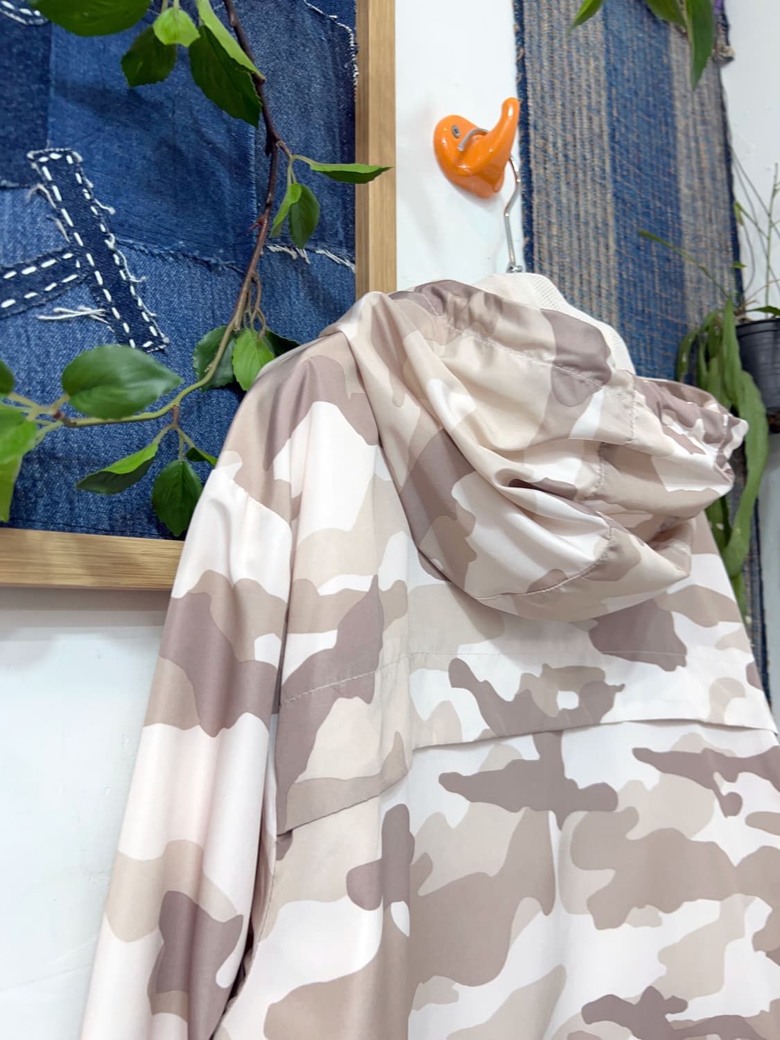 👧🏻DIVIDED  Camo Hoodie 상품이미지10