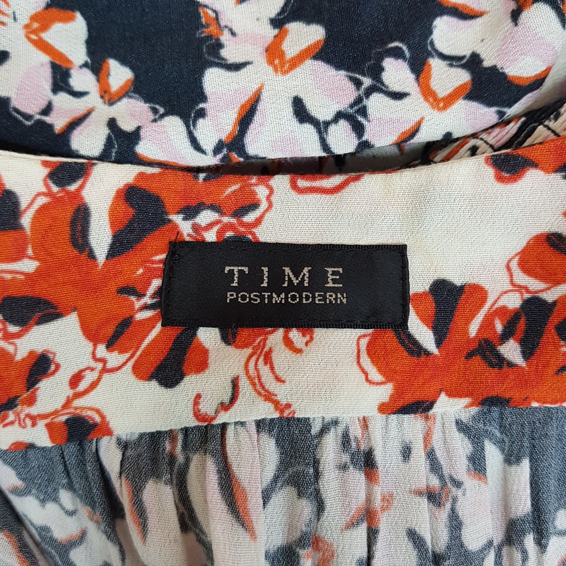 한섬 타임 플라워 패턴 셔링 롱 원피스 82-94-160사이즈 상품이미지6