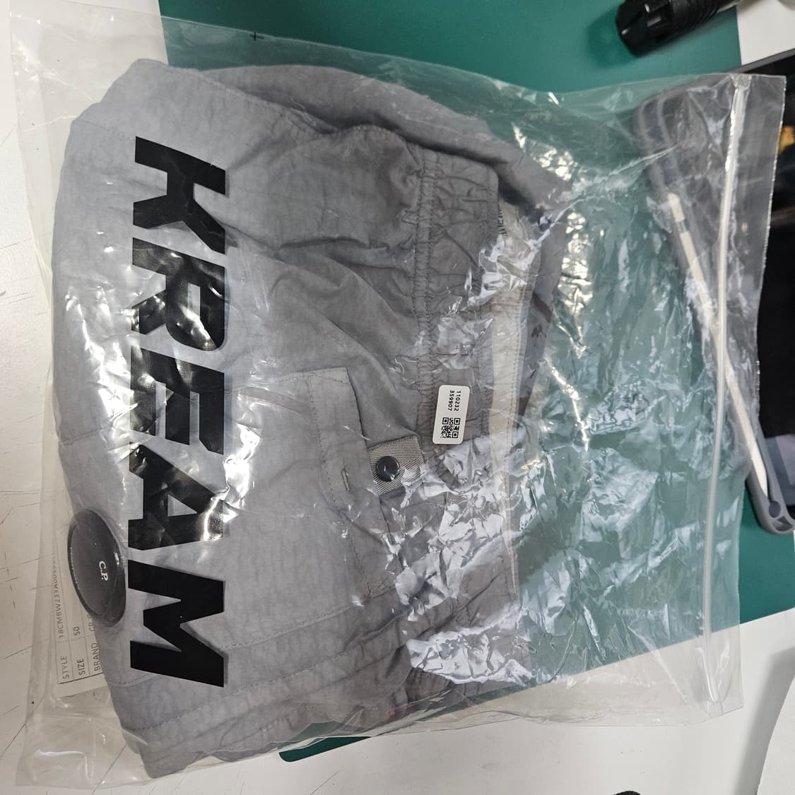 cp컴퍼니 플렛 나일론 스웜 팬츠 상품이미지7