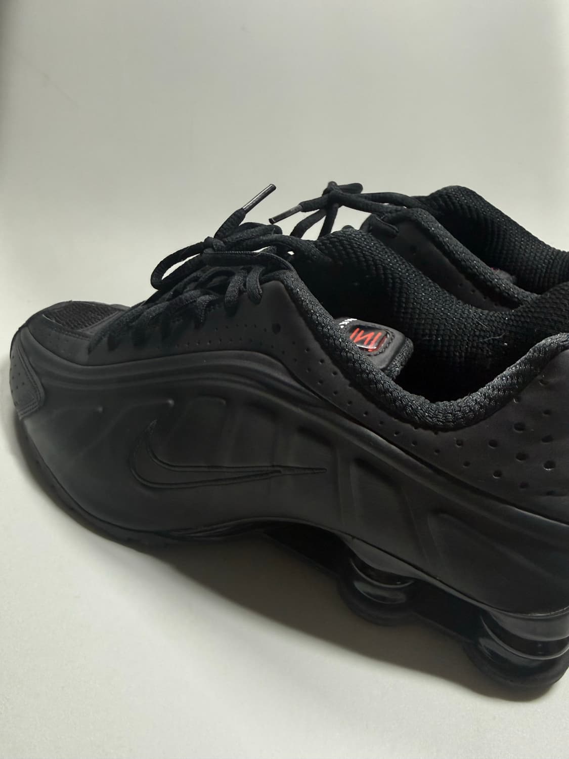 나이키 샥스 블랙 AR3565 004 상품이미지2