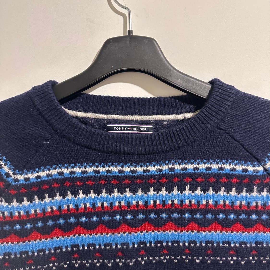 타미힐피거 네이비 패턴 니트 상품이미지2