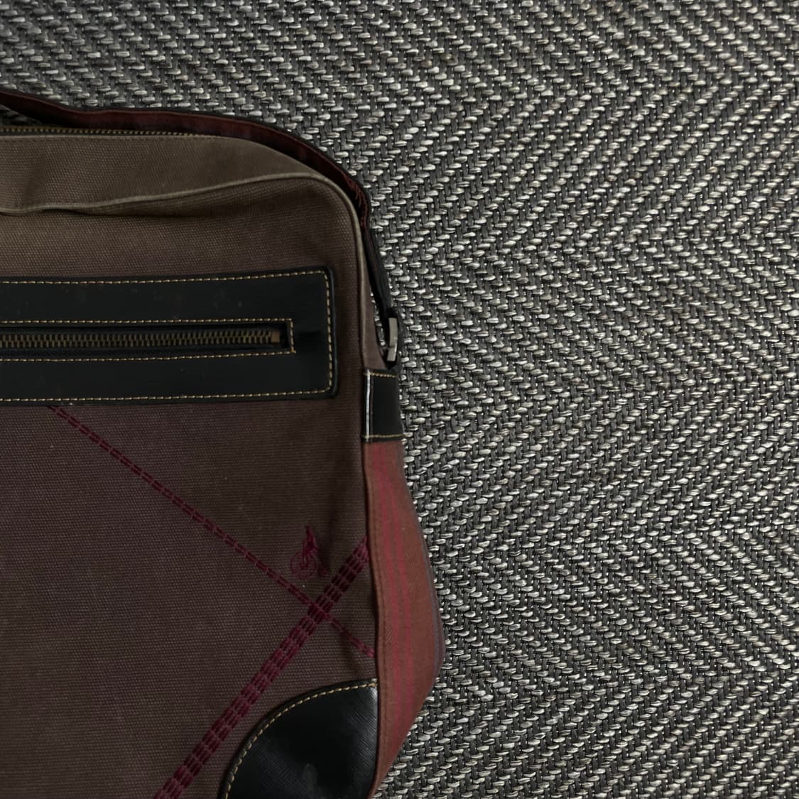 빈폴 아메카지 브라운 미니멀 크로스백o 3016 상품이미지2