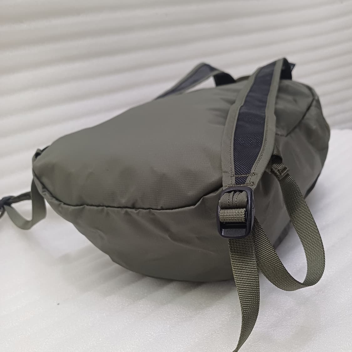 아크테릭스 헬리아드15 백팩 경량 데일리 가방 거의새것 사랑봉봉 상품이미지3