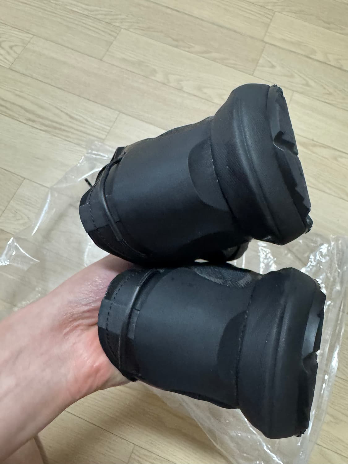 ROA 로아 셀라 280 EU43 1회착용 상품이미지5