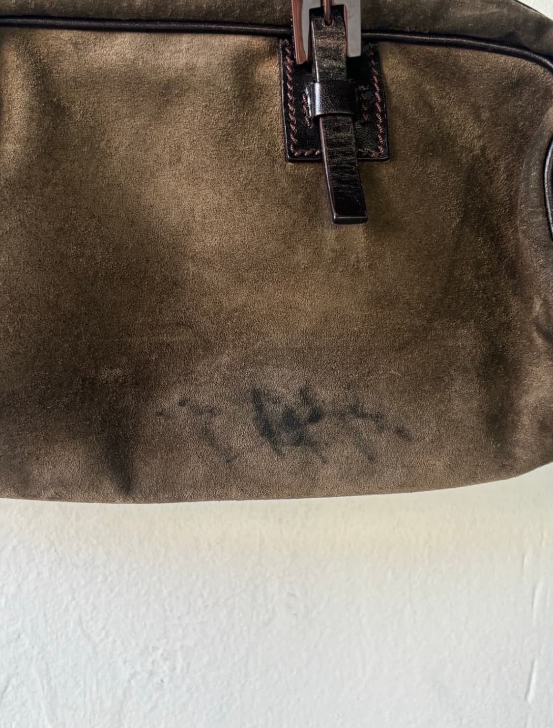 펜디 스웨이드 미니 보스턴 상품이미지5