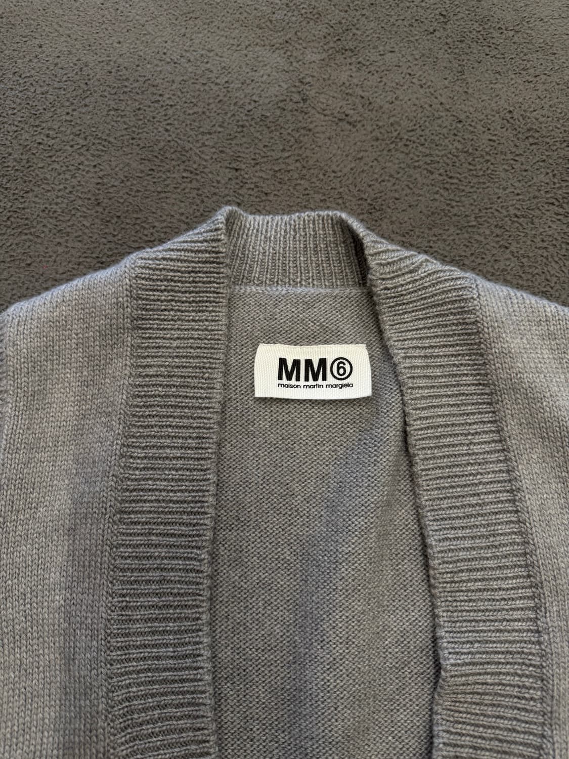 메종 마르지엘라 마틴 브이넥 레이어드 베스트 처분  상품이미지2