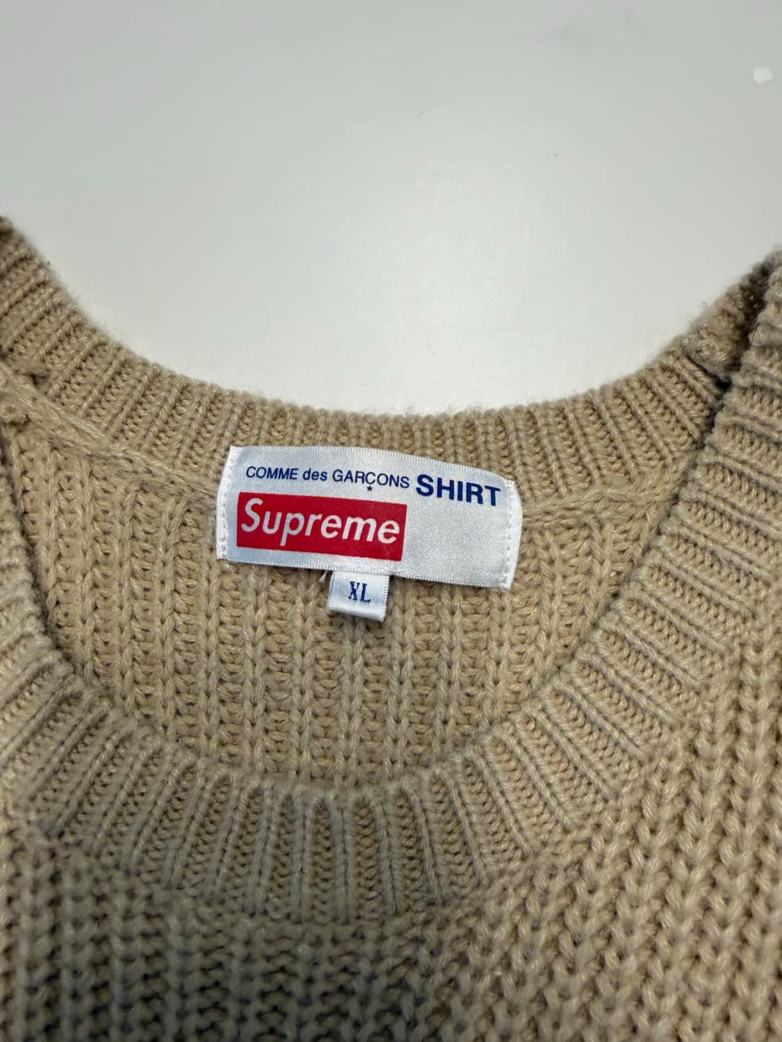 꼼데 X슈프림 니트 XL 상품이미지4