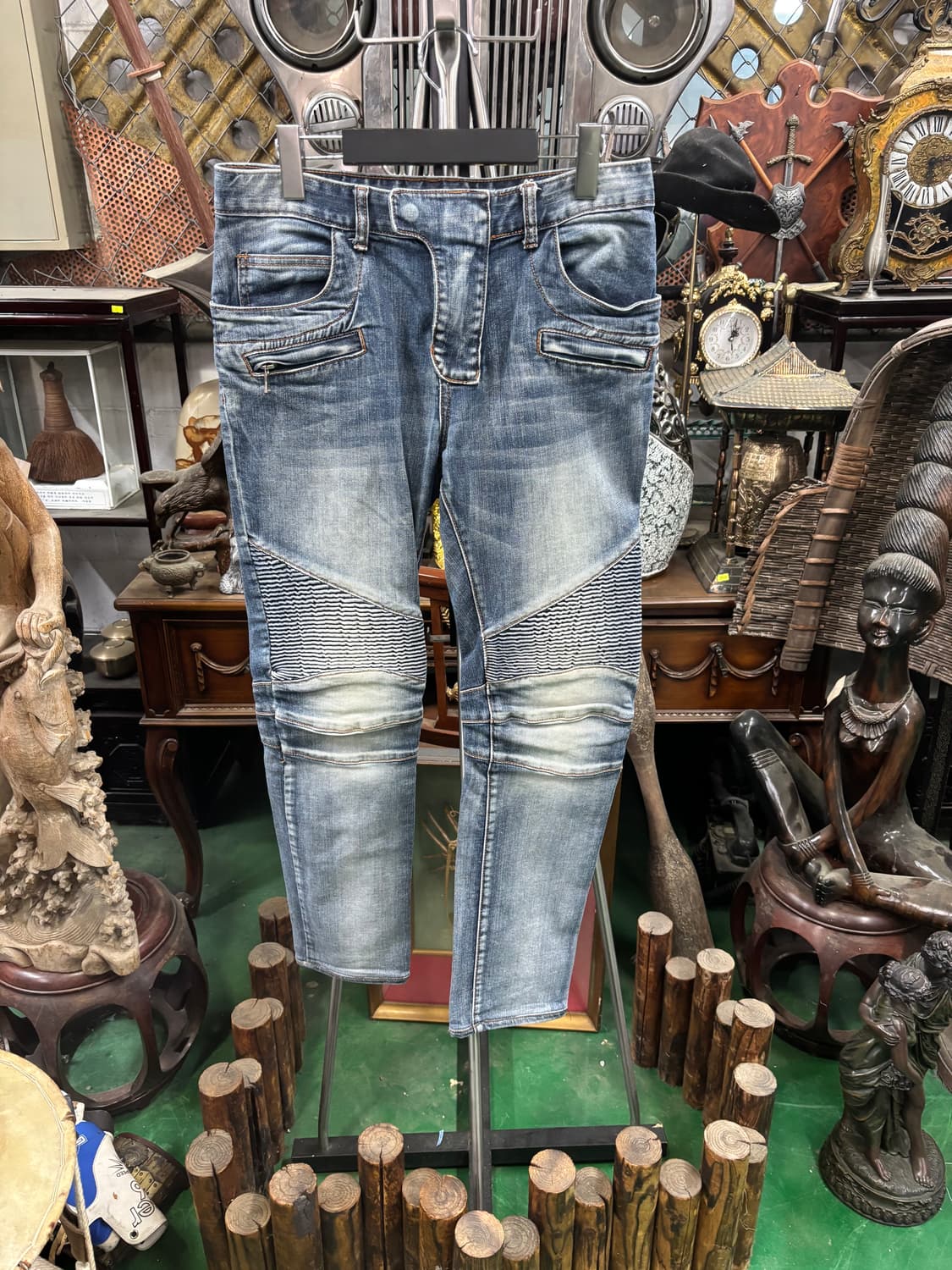 발망(Balmain)바이커 데님 팬츠 상품이미지1