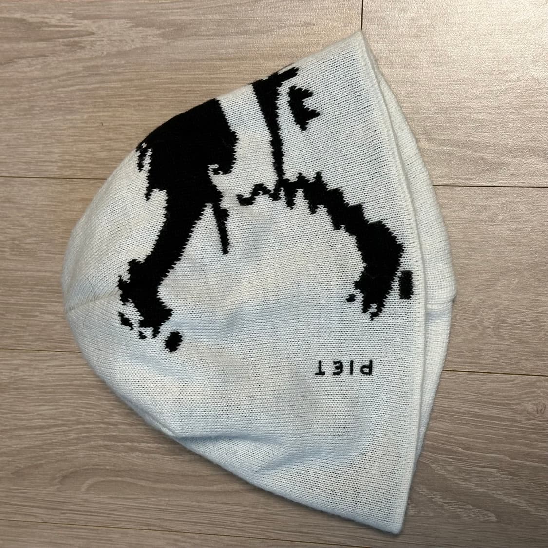 오클리 피에트 스태틱 비니 화이트 상품이미지1