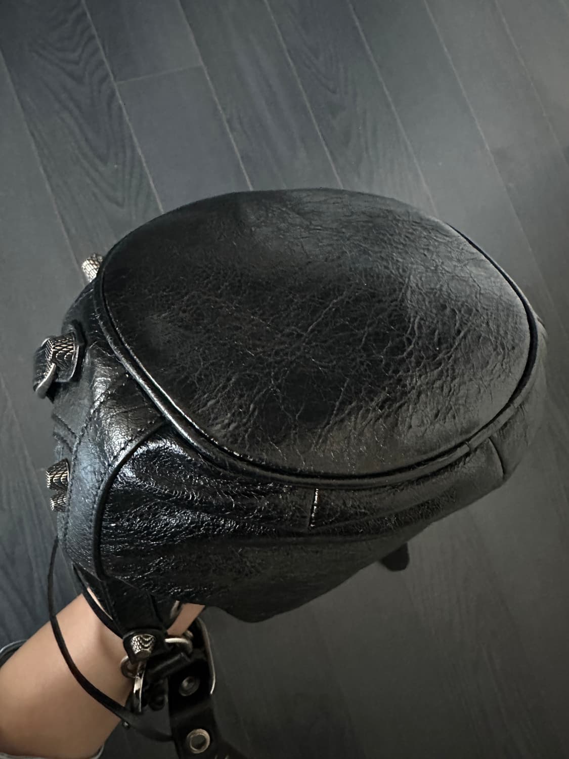 발렌시아가 르 카골 버킷백xs 상품이미지3