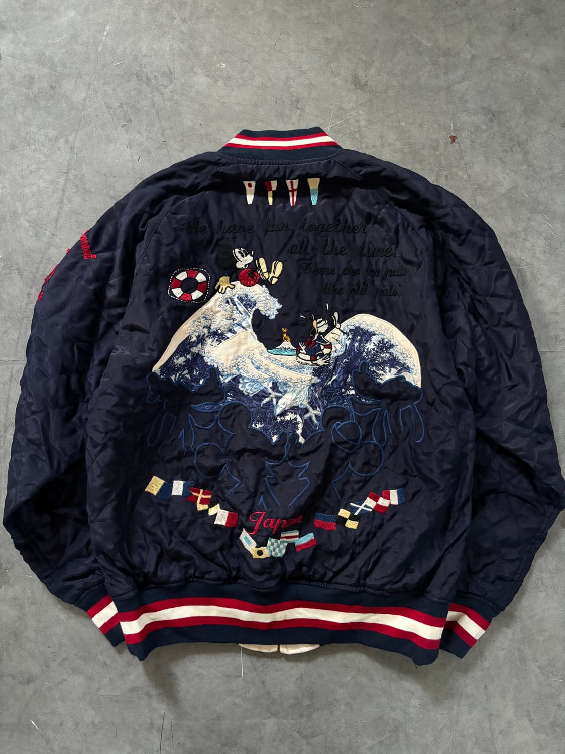 칼 헬무트 x 디즈니 20주년 리버시블 퀼팅 스카잔 점퍼 상품이미지3