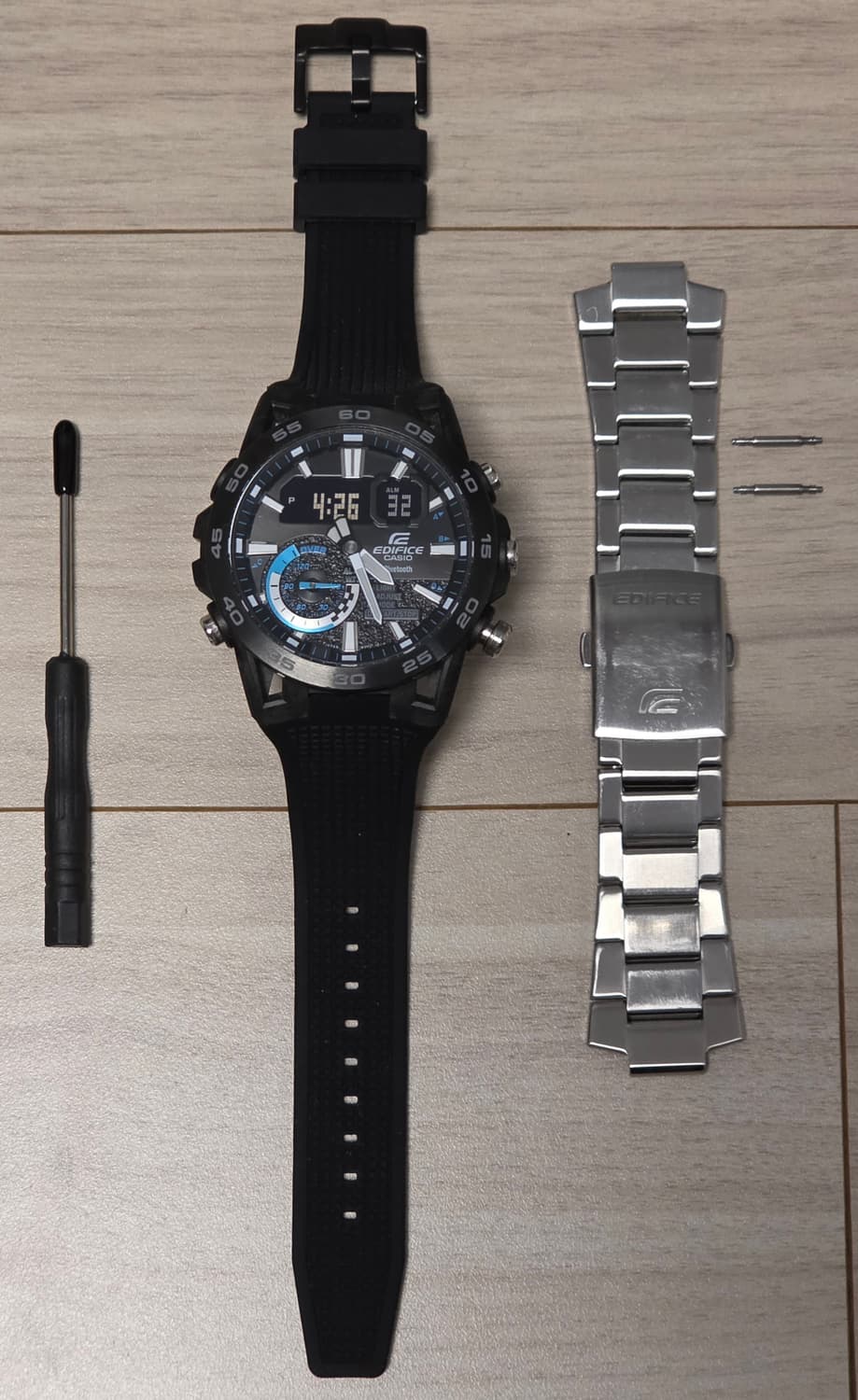 카시오 CASIO 에디피스 ECB-40DB-1ADF 블루투스 시계 상품이미지1