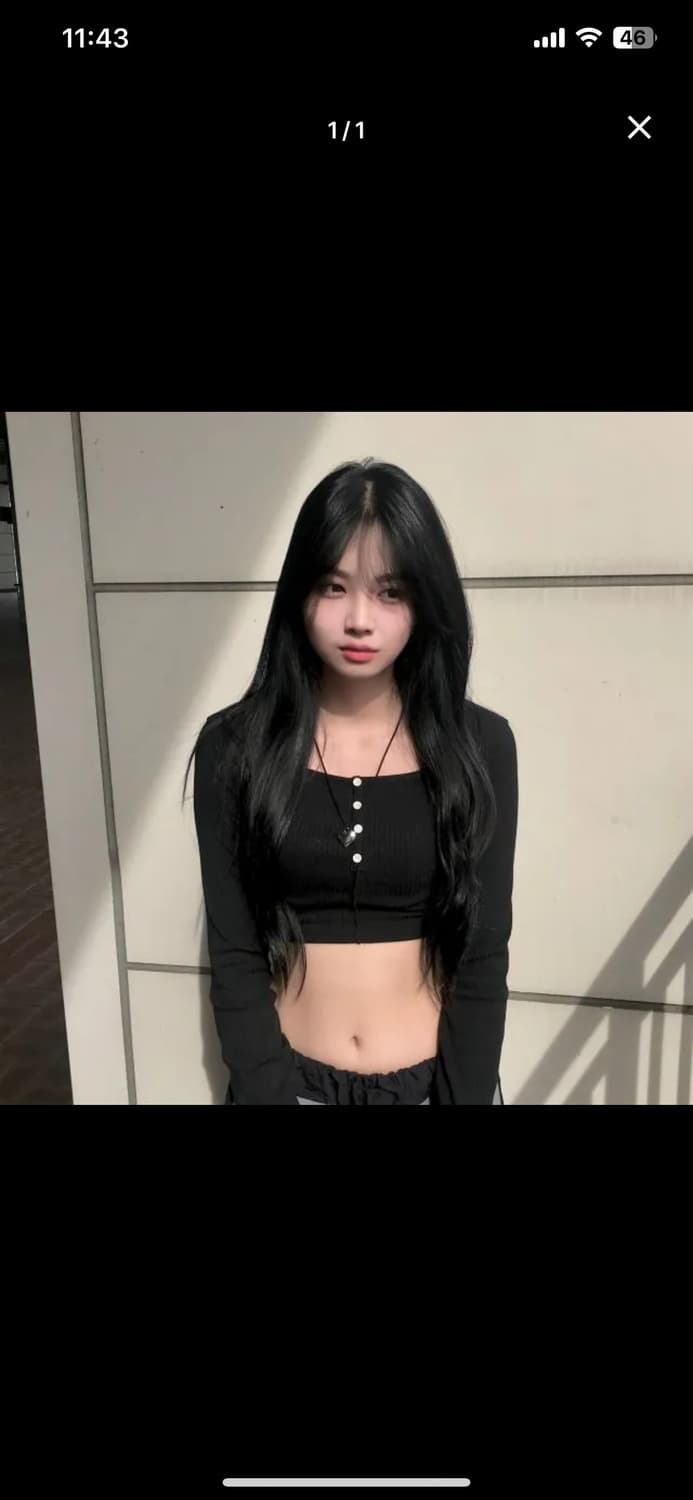 블랙 크롭티 상품이미지1