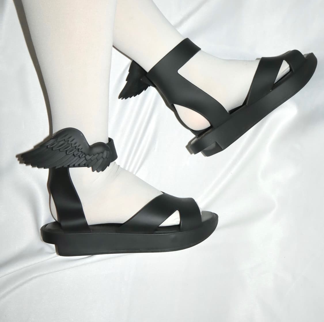 Vivienne angel wing 🪽shoes 상품이미지8
