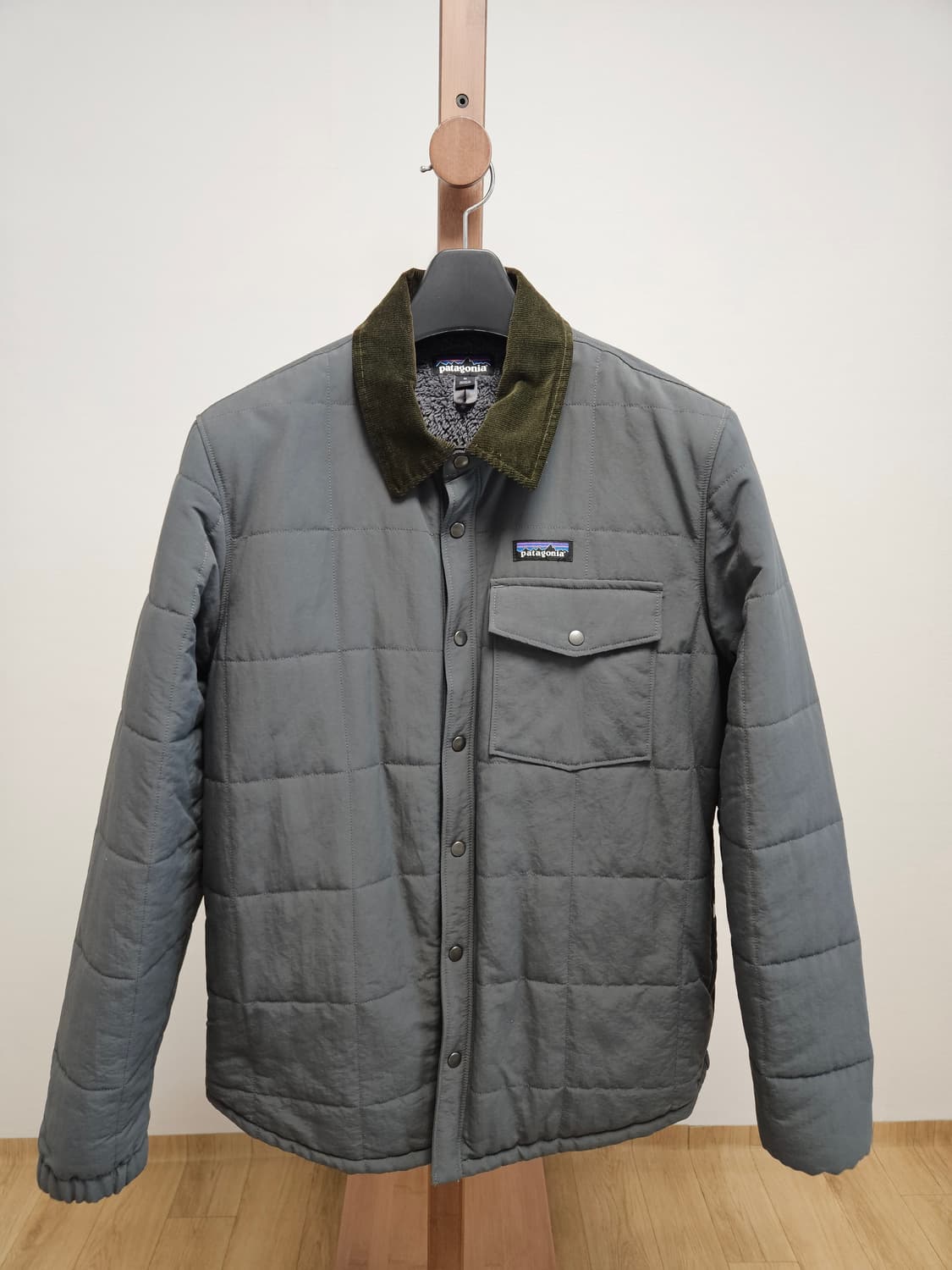 파타고니아 이스머스 퀼팅 자켓 M(100) 상품이미지1