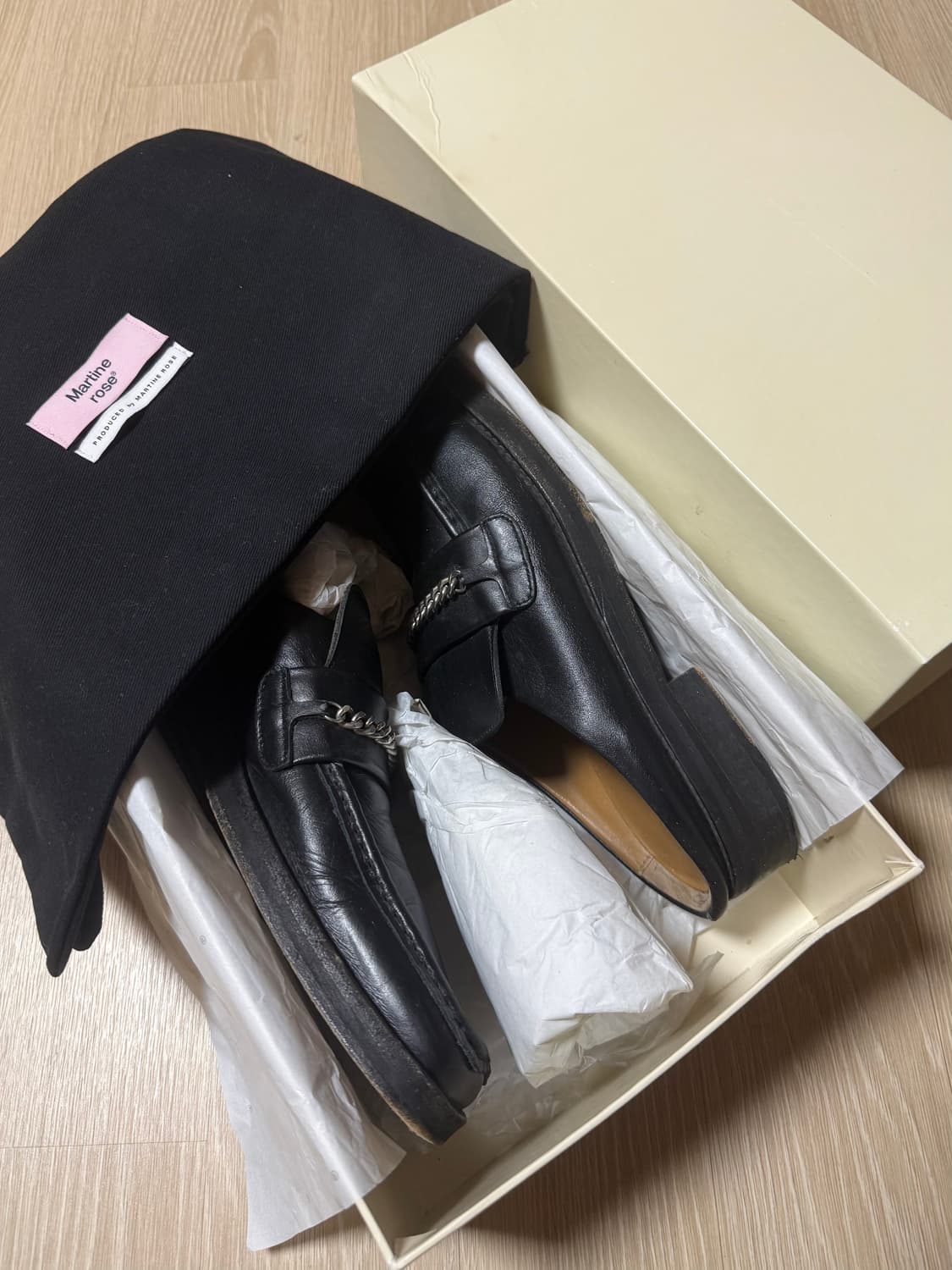 마틴로즈 블랙레더 체인 로퍼 뮬 43 상품이미지1