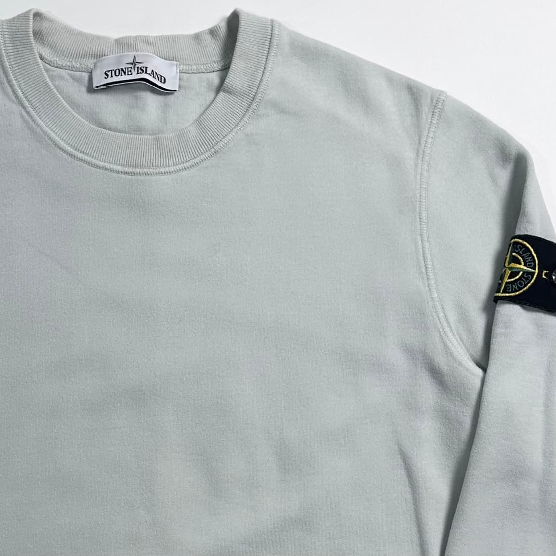 스톤아일랜드 와펜 맨투맨 상품이미지3