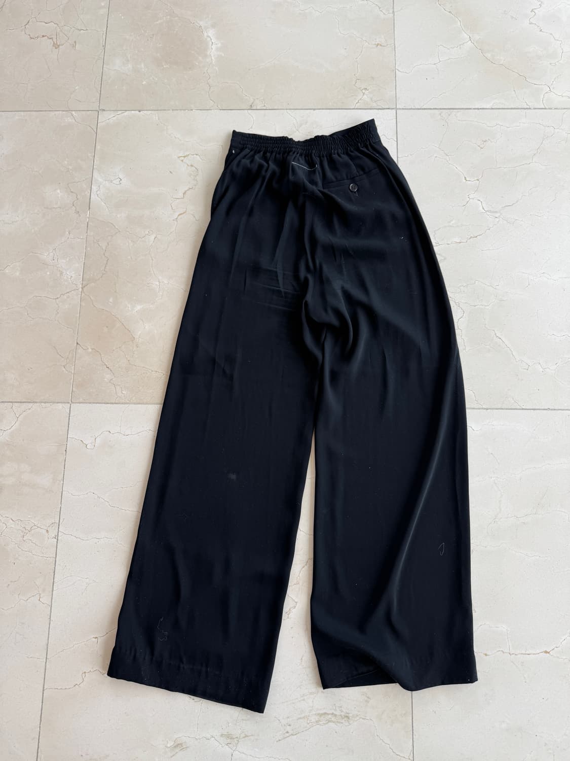 엠엠식스 MM6 후들후들한 세미와이드 팬츠 블랙 36  상품이미지5