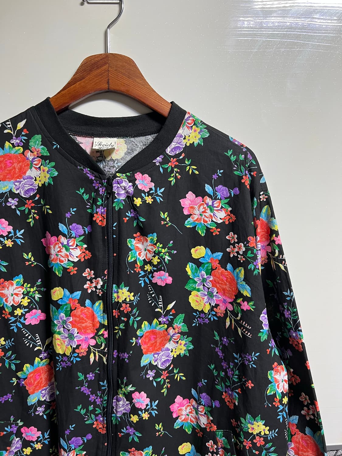 빈티지 80s 플로럴 블랙 봄버 자켓 상품이미지2