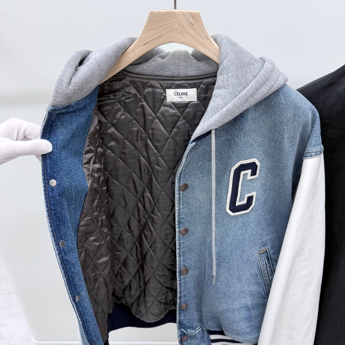 [S급/L] 24SS 셀린느 연청 데님 테디 후드 바시티 자켓 상품이미지6
