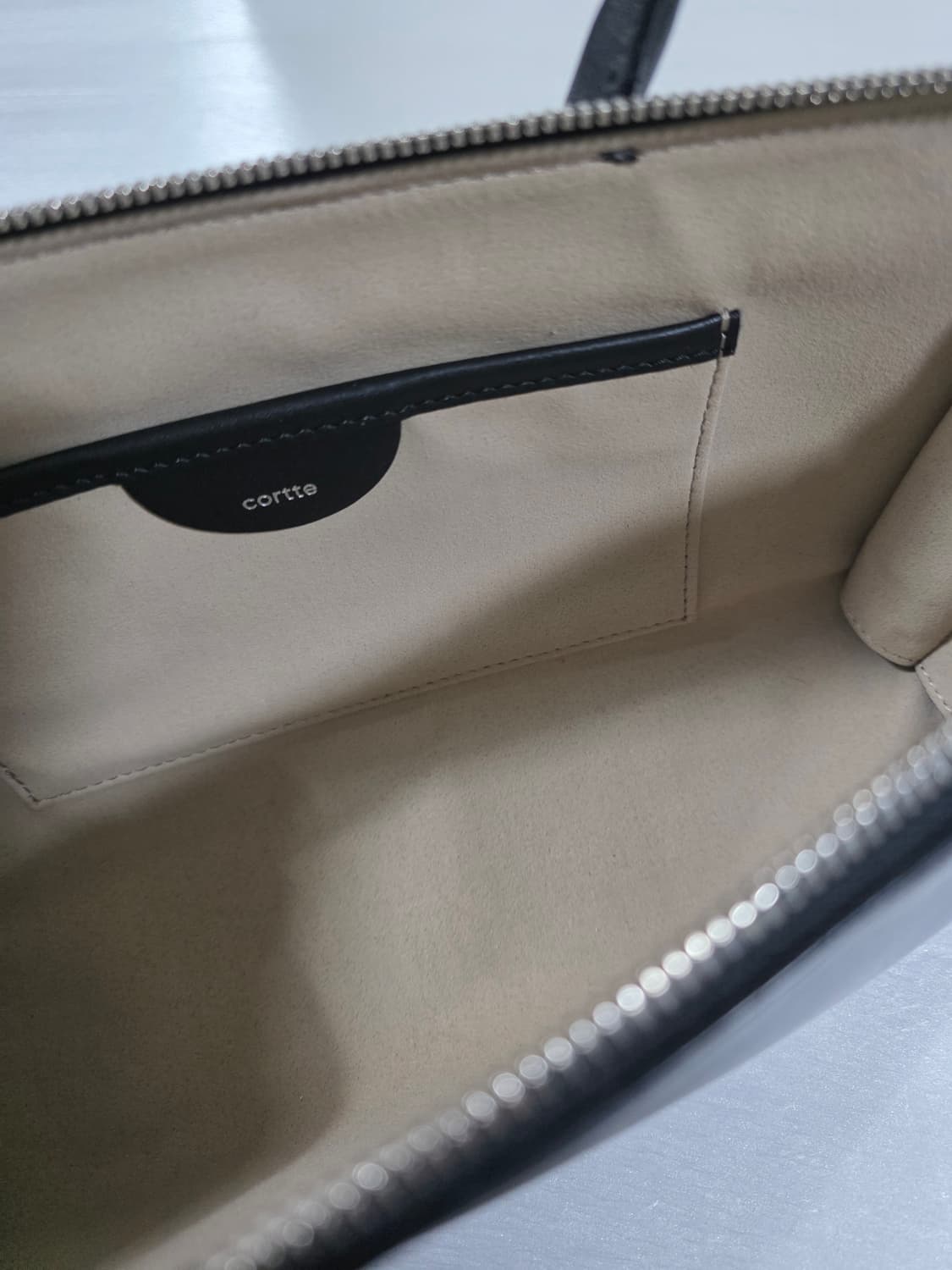 cortte 콜테 심플  새비 가방 상품이미지6