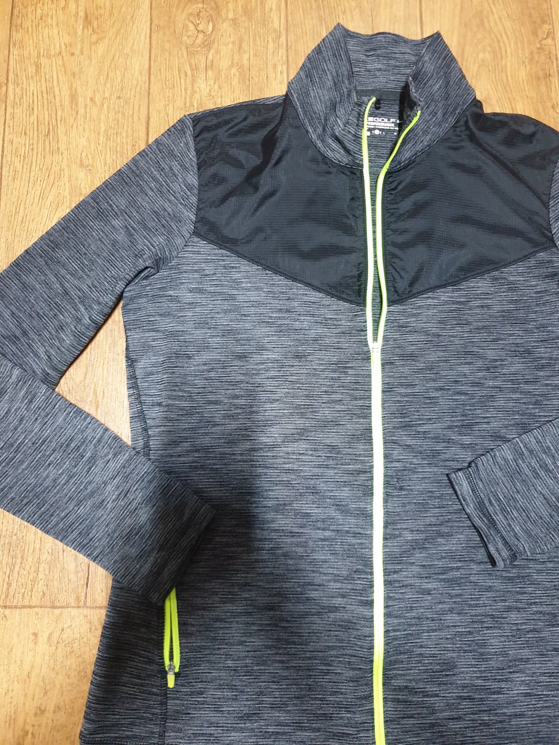 1026 나이키 골프 드라이핏 집업 100 사이즈입니다 상품이미지4