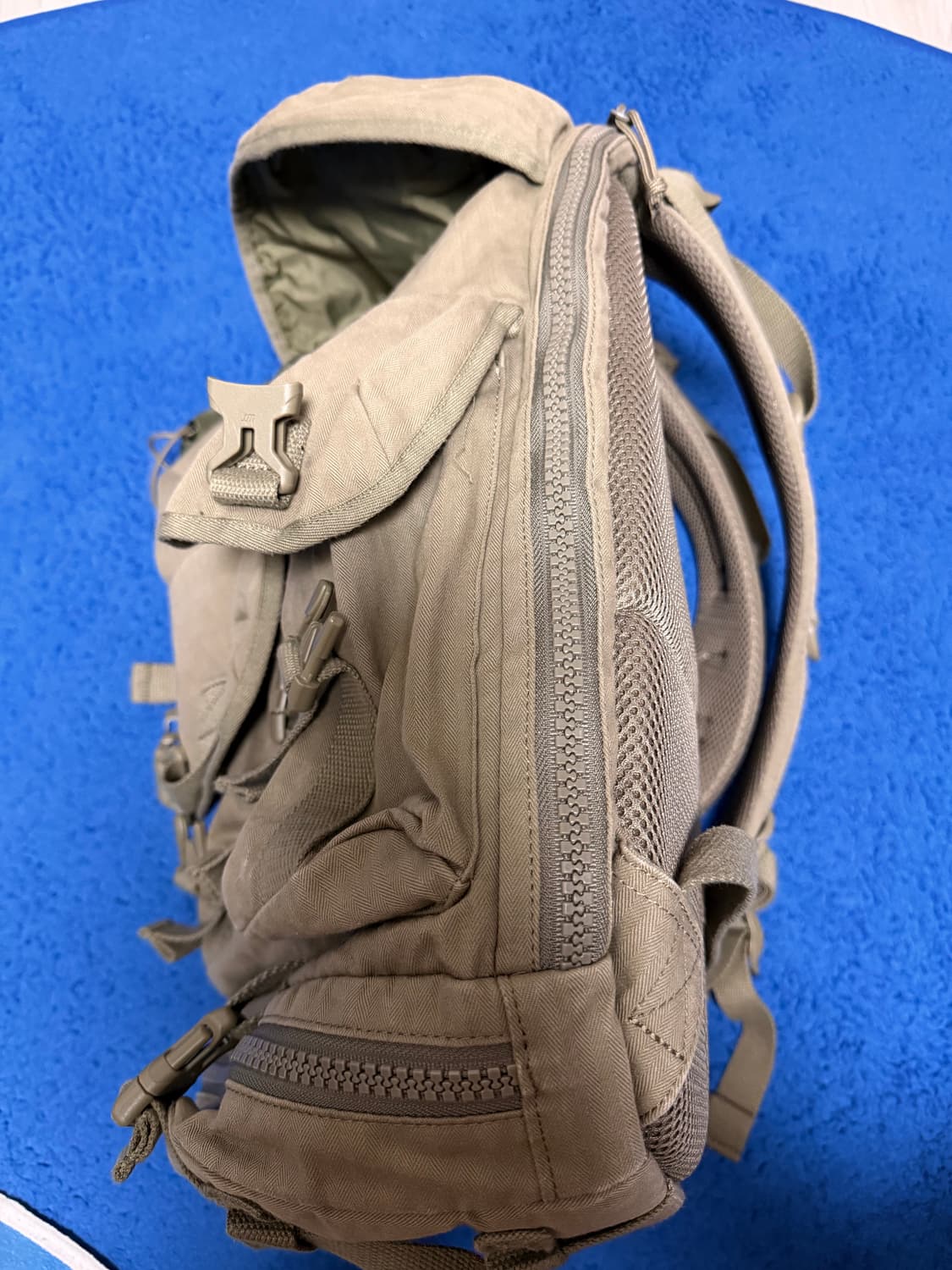 뉴에라 유틸리티 백팩 상품이미지6