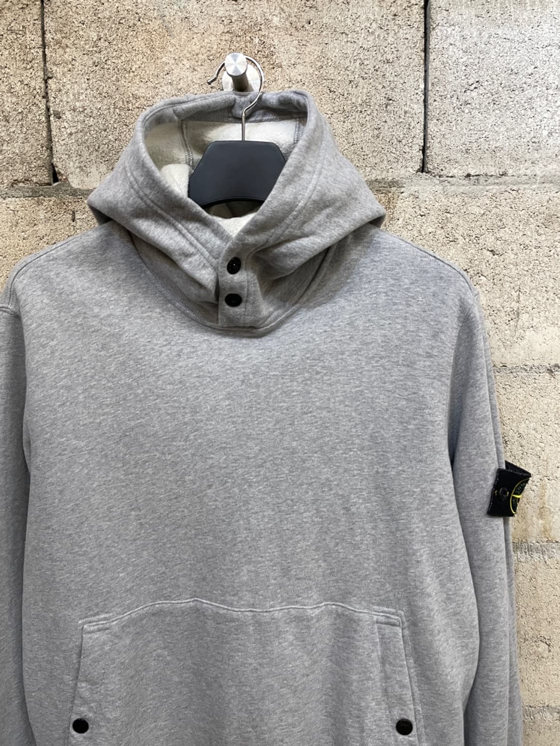 스톤 아일랜드 브러쉬드 코튼 크루넥 후드 티셔츠 상품이미지4