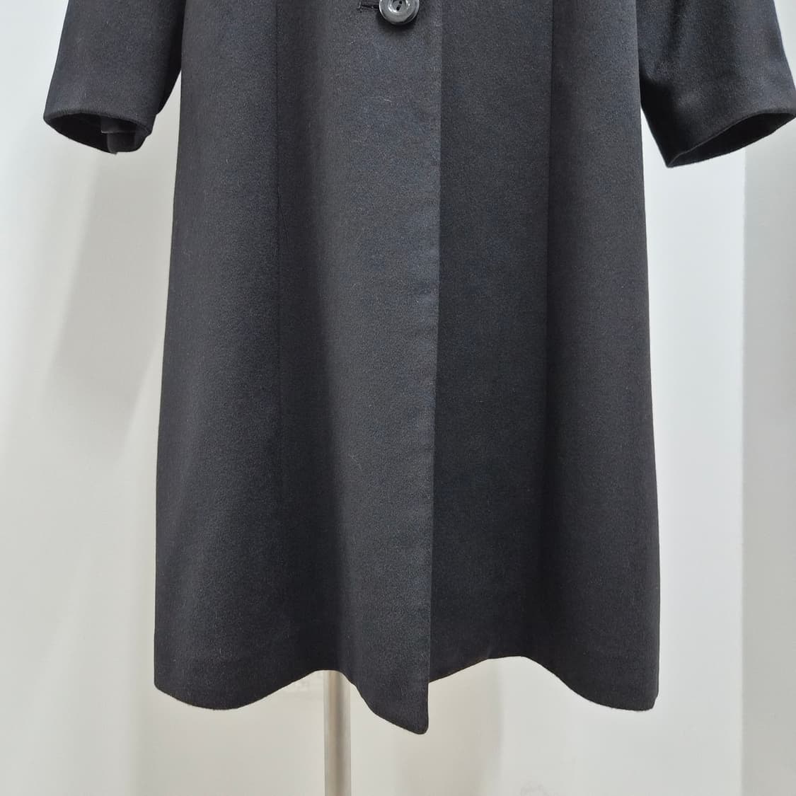 Belta Buono 캐시미어100 블랙 클래식 롱코트 상품이미지5