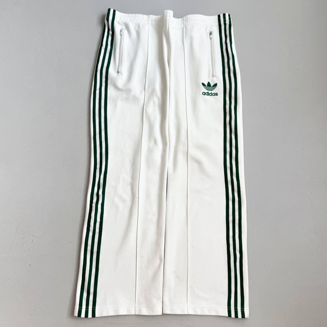 아디다스 대장 파이어버드 유로파 흰초 삼선 와이드 트랙팬츠 상품이미지2