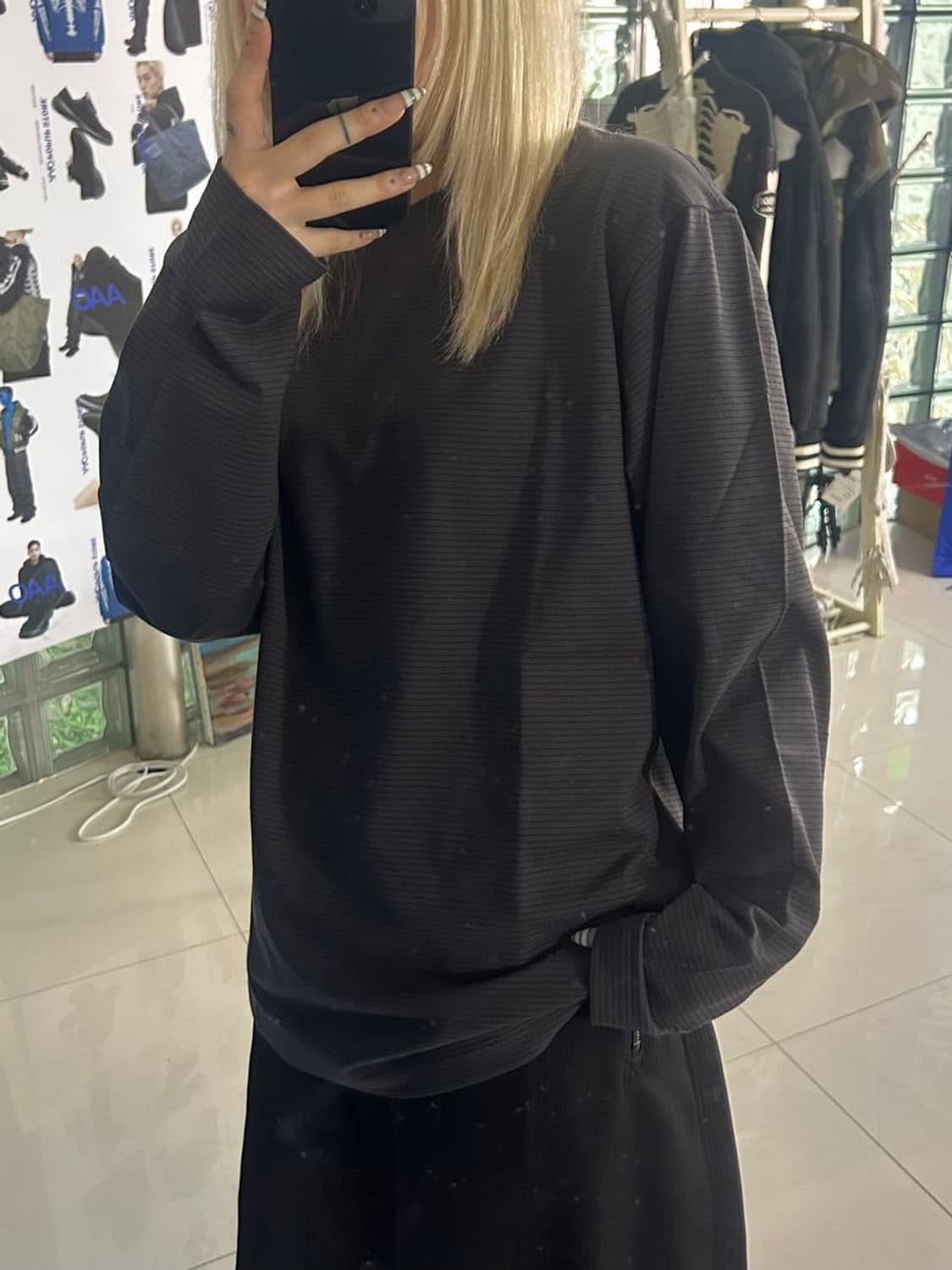 NECK LONG T-SH 크루넥 긴 티셔츠 상품이미지1