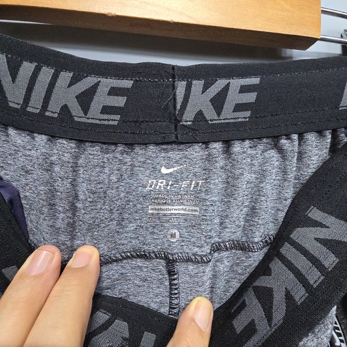 나이키(NIKE) 드라이핏 트레이닝 팬츠 그레이 M 상품이미지6