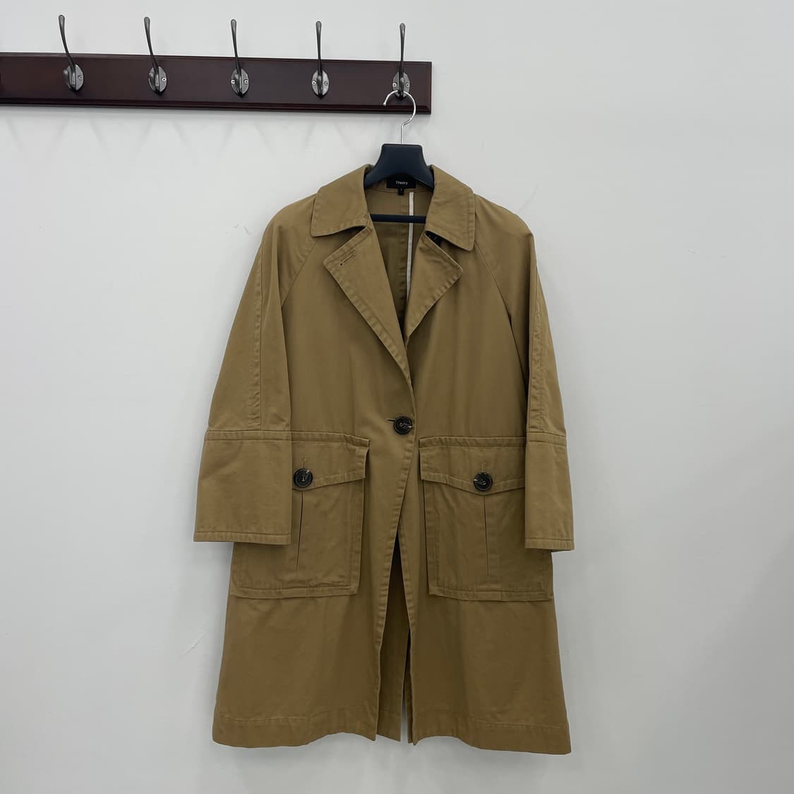 띠어리 싱글 포켓 디테일 코튼 코트 상품이미지1