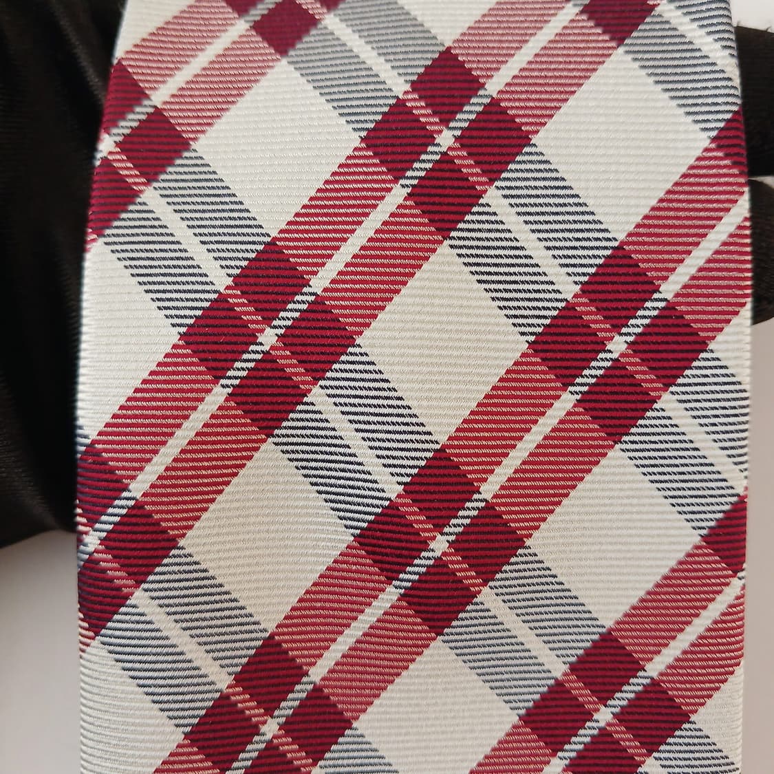 닥스 실크 레드 클래식 체크 넥타이 8.2cm A+등급 A19229
 상품이미지5