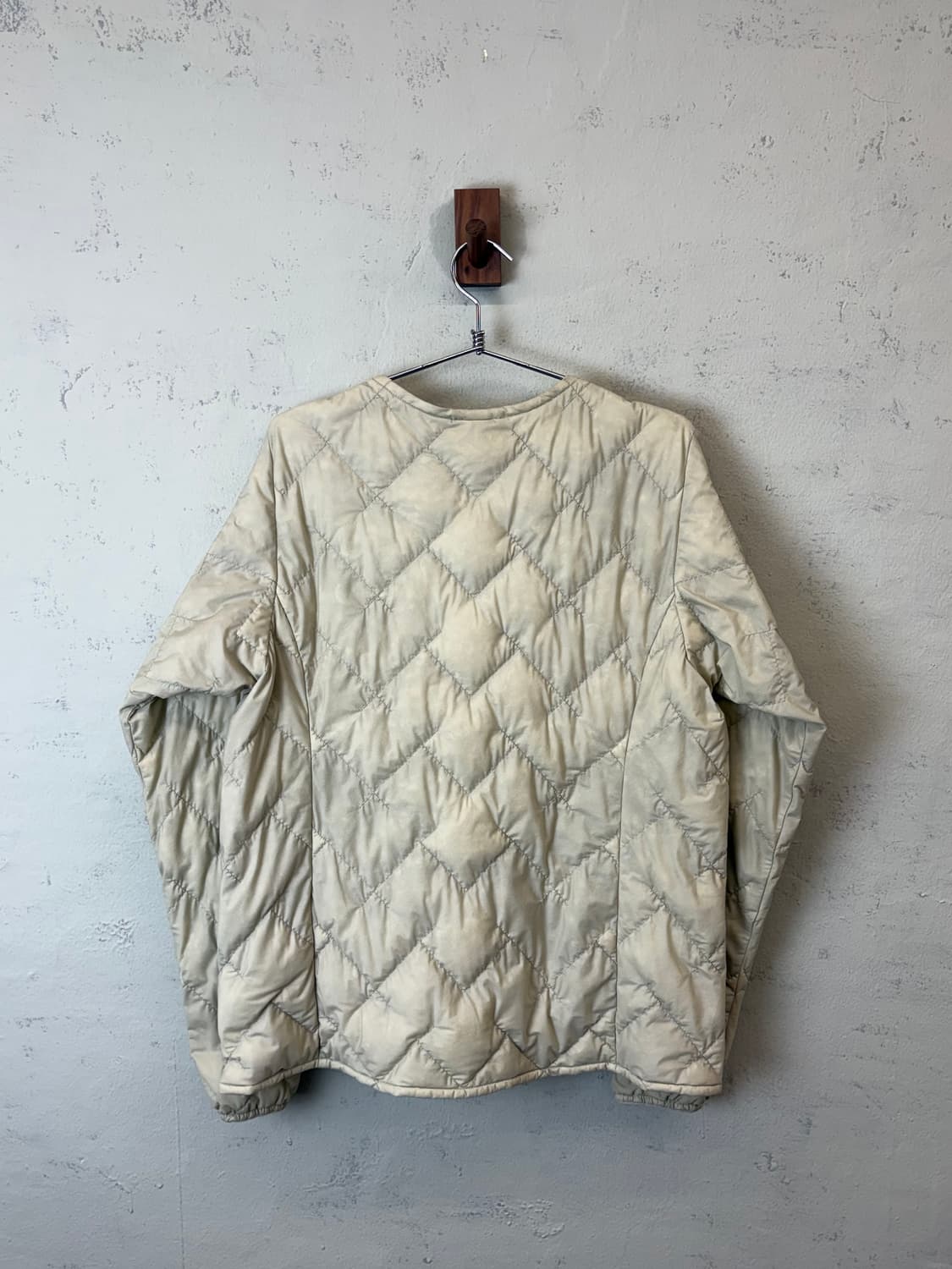 몽벨 수페리어 다운 라운드넥 경량패딩 자켓 상품이미지2