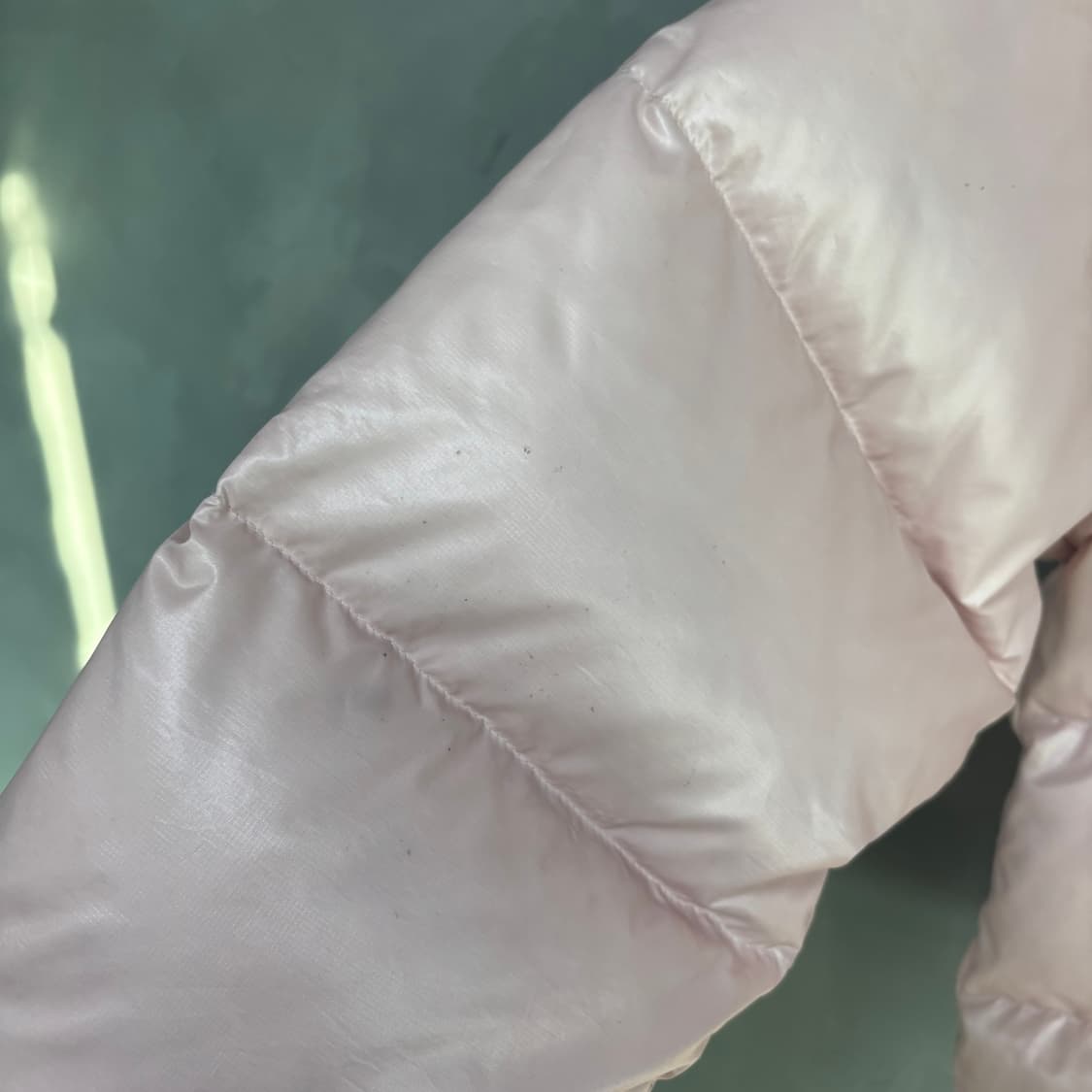 나이키 써마핏 덕다운 패딩 핑크 상품이미지4