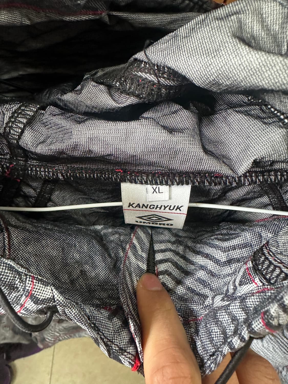 강혁 X 엄브로 콜라보 바람막이 XL 상품이미지7